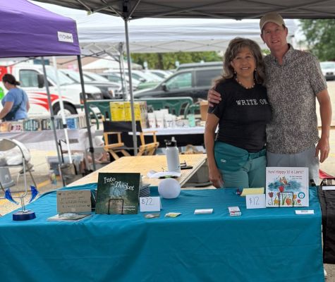 Gail and Tim at Detroit Bookfest